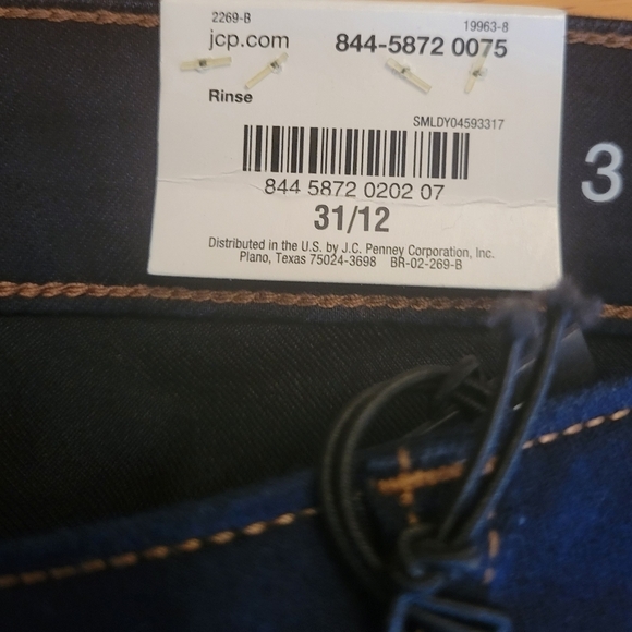 NWT Ana Dark Wash Denim Jeggings Jeans Size 12 - Picture 4 of 4